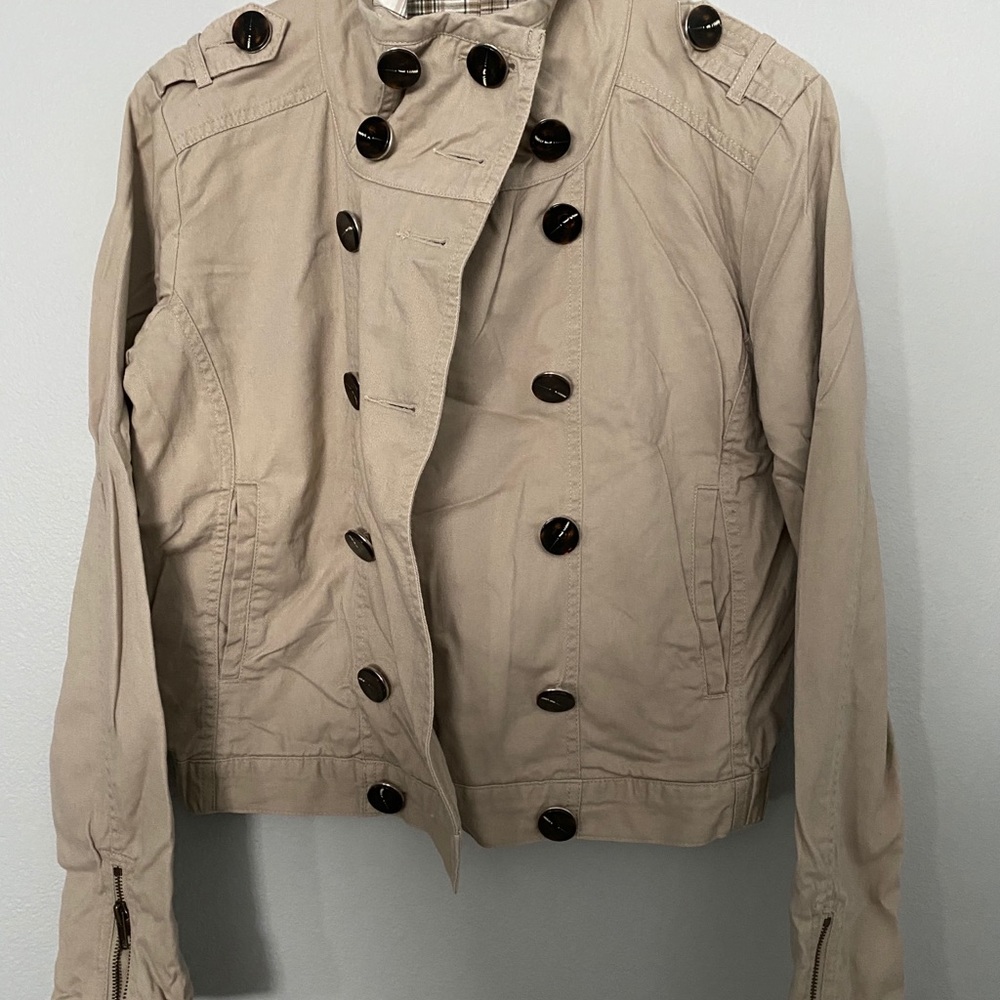 Sound & Matter retro look jacket 5/$25 ⭐️
